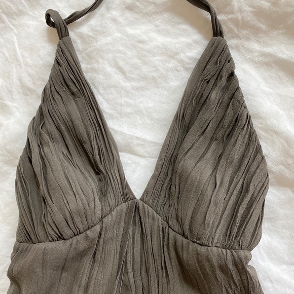 Alice + Olivia Dresses & Skirts - Alice + Olivia brown flowing dress.